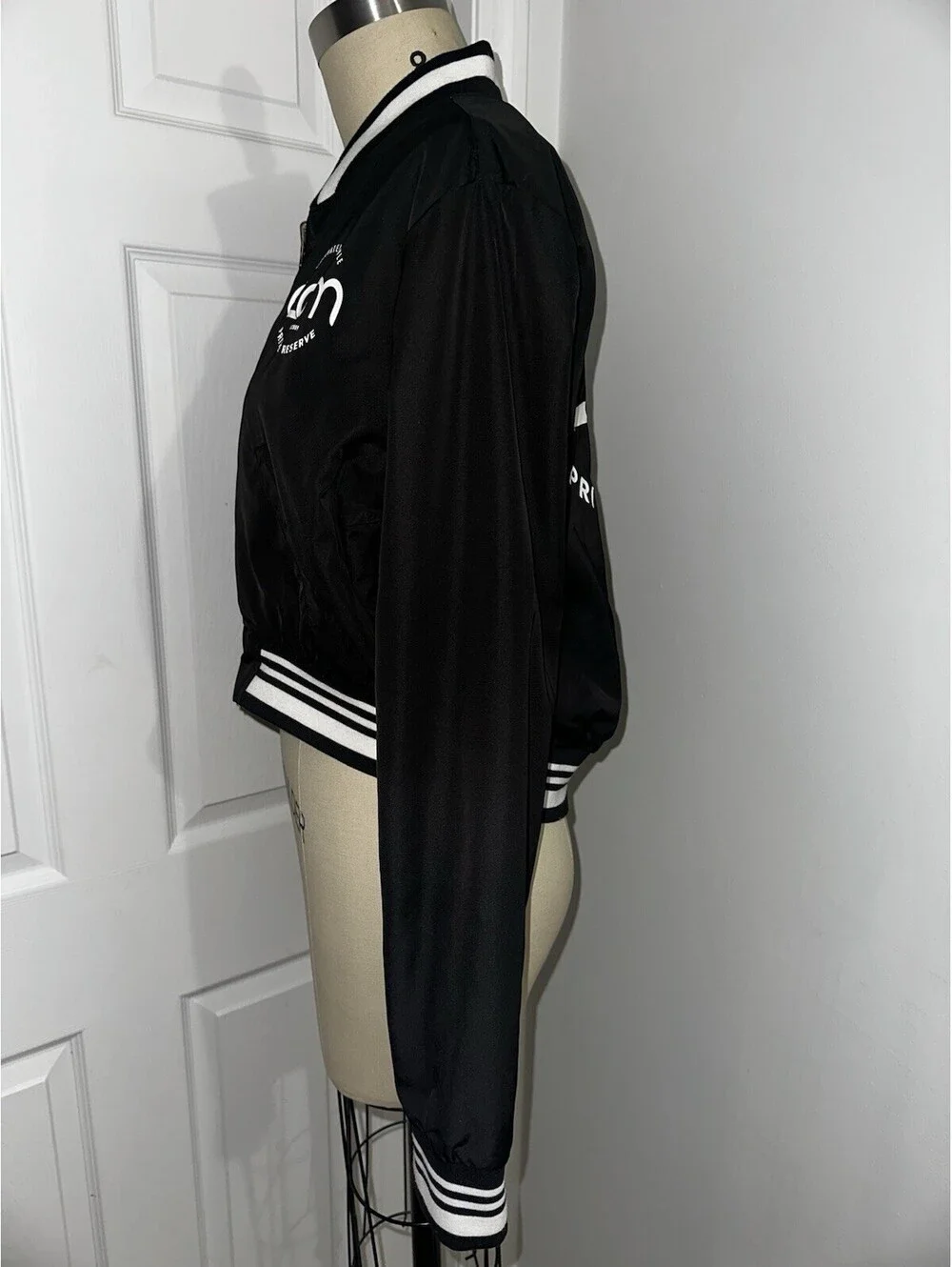 CAM Cannabis Merch Reversible Cropped Jacket Size XL